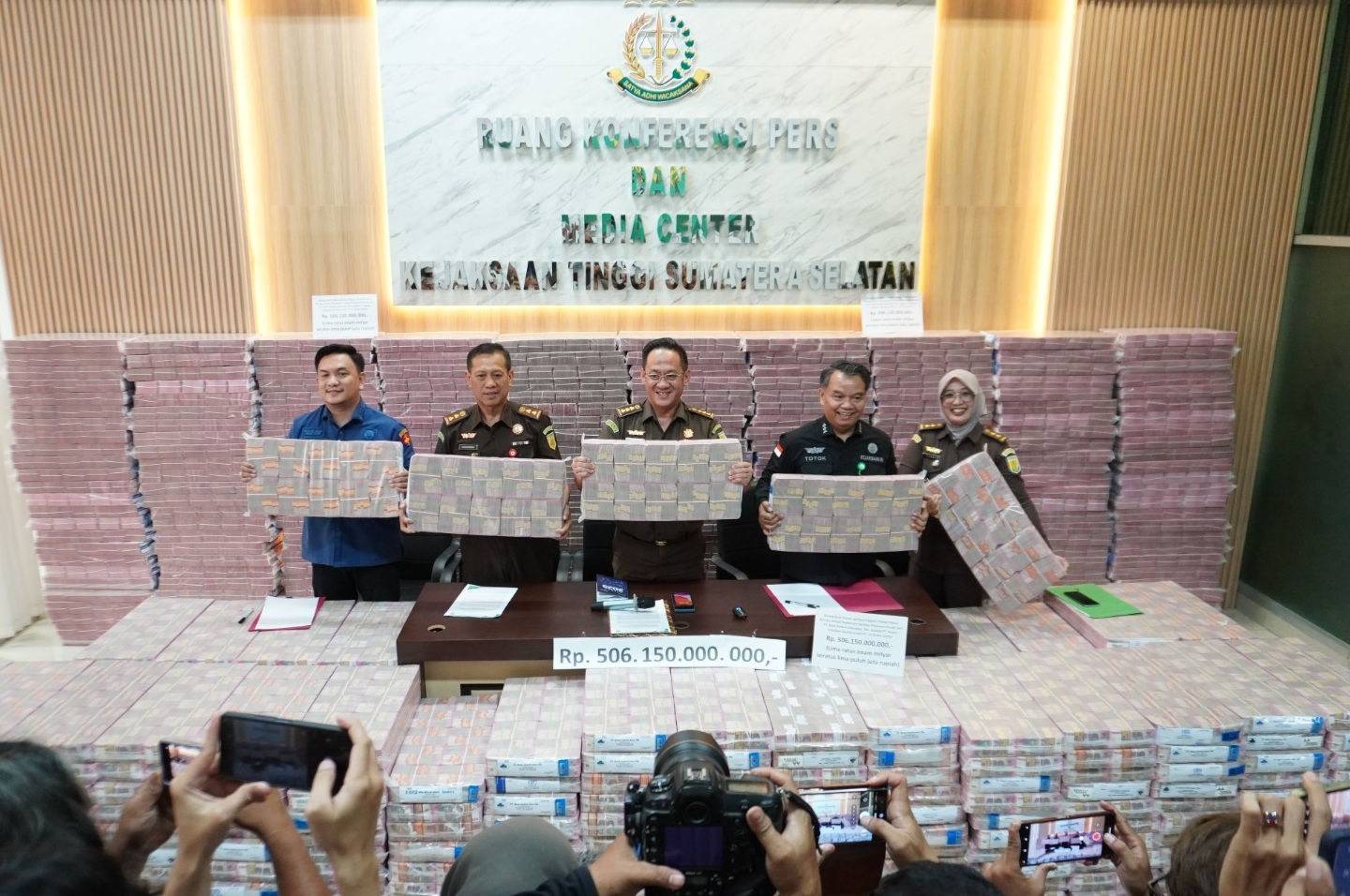 Kejati Sumsel Sita Uang Tunai Rp506 Miliar dalam Dugaan Korupsi Kredit Bank BUMN, Penetapan Tersangka Menyusul