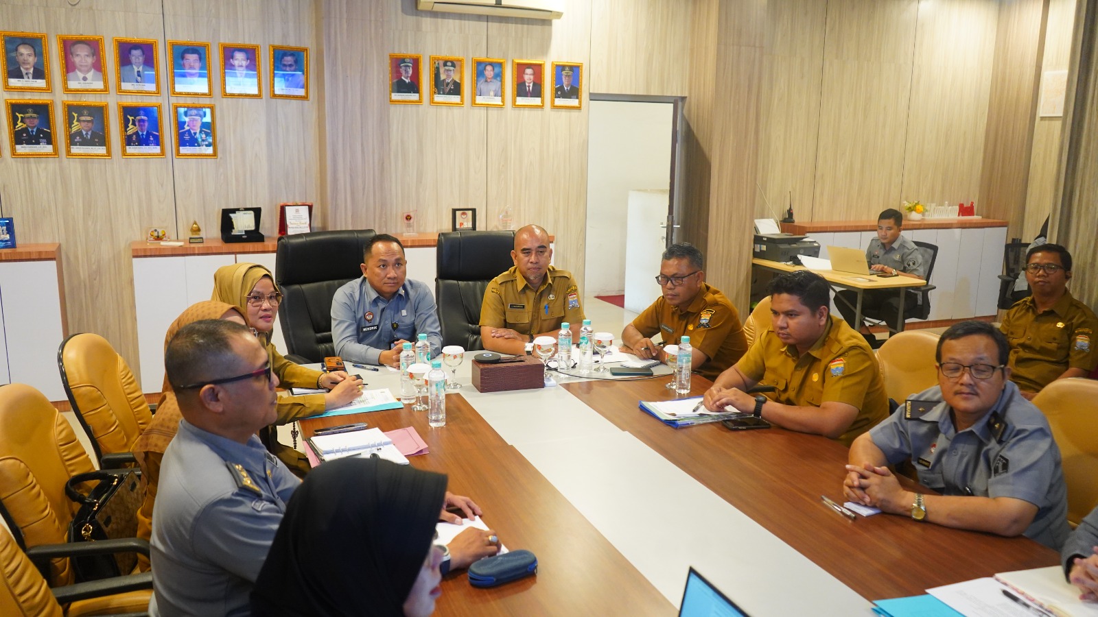 Kanwil Kemenkum Sumsel Gelar Rapat Analisis & Evaluasi Produk Hukum Daerah