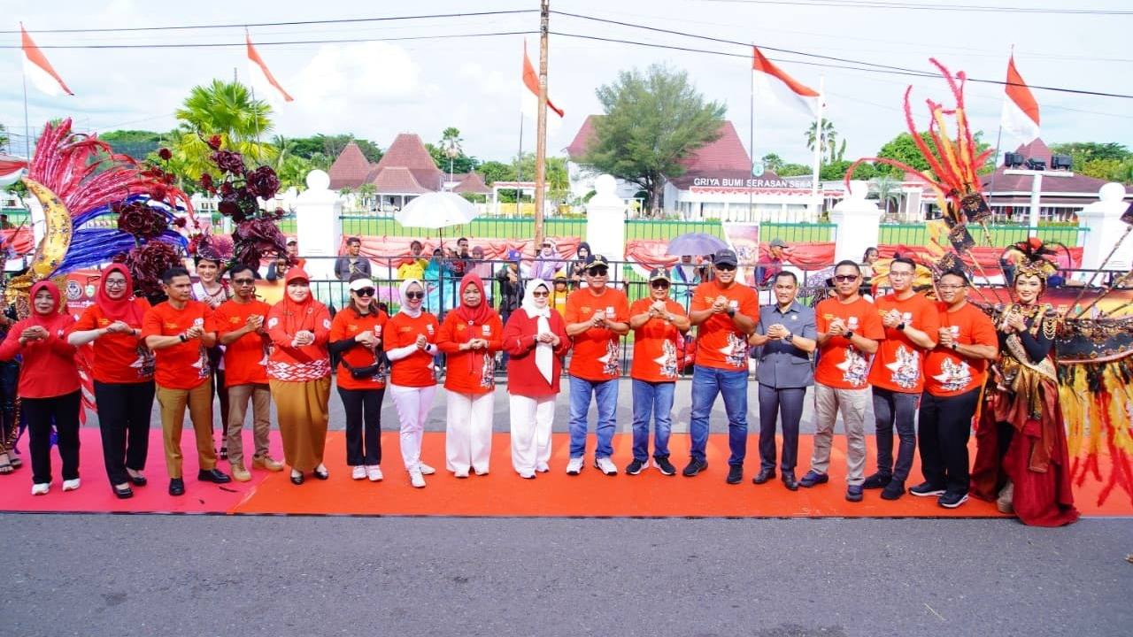 Sekayu Carnaval 2025 Suguhkan Pesona Budaya Lokal dan Nuansa Jember Fashion Carnaval