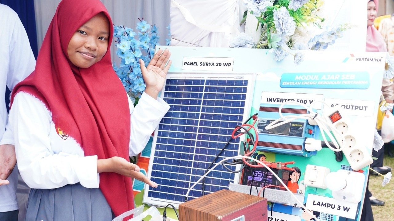Sekolah Energi Berdikari Bentuk Agen Lingkungan di SMA 14 Palembang