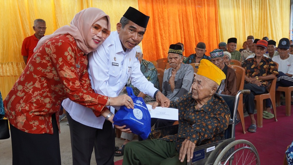 Pemkab OKI Gelar Anjangsana, Bentuk Kepedulian Terhadap Veteran, Yatim dan Lansia