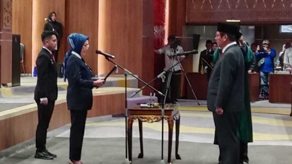 H Nurul Aman Resmi Dilantik Jadi PAW Anggota DPRD Sumsel