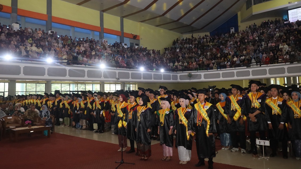Wisuda 3.093 Lulusan, Rektor Sebut Terbanyak Sepanjang Sejarah Unsri