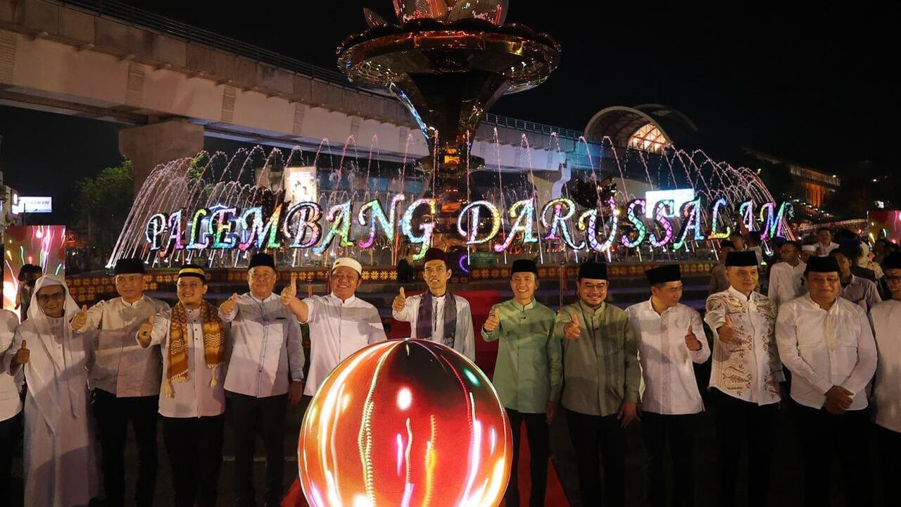 Ratu Dewa Resmikan Air Mancur Cempako Telok , Ikon Baru Palembang Darussalam