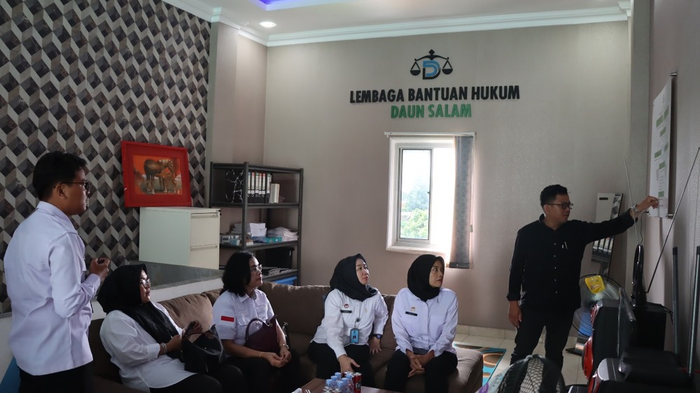  Kemenkumham Sumsel Verifikasi Faktual Calon OBH Baru di Kota Palembang