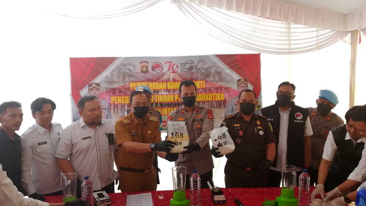 Polres Ogan Ilir Musnahkan 2 Kg Sabu dan 91 Butir Ekstasi, Selamatkan 20 Ribu Lebih Jiwa