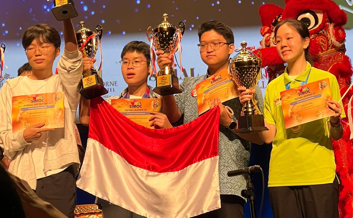 Pelajar Indonesia Berjaya pada Olimpiade Matematika di Singapura dengan Merebut 115 Emas