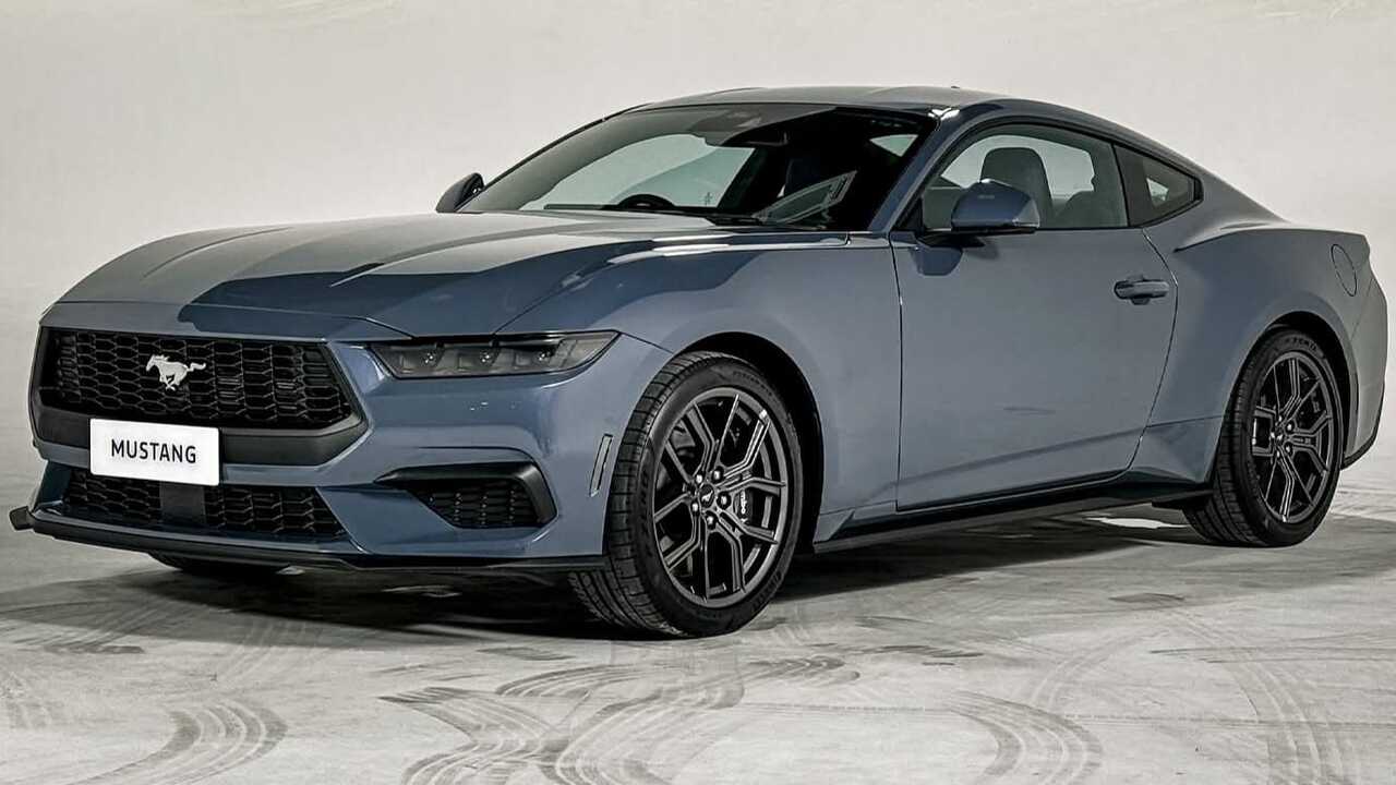 Rp 1,9 Miliar Dapat Apa? Ini Isi Lengkap Ford Mustang EcoBoost Fastback 2025.