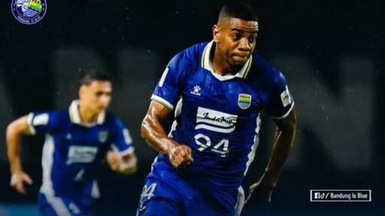 Hasil BRI Super League 2025/2026: Persib Bandung Bungkam Persis Solo 2-0