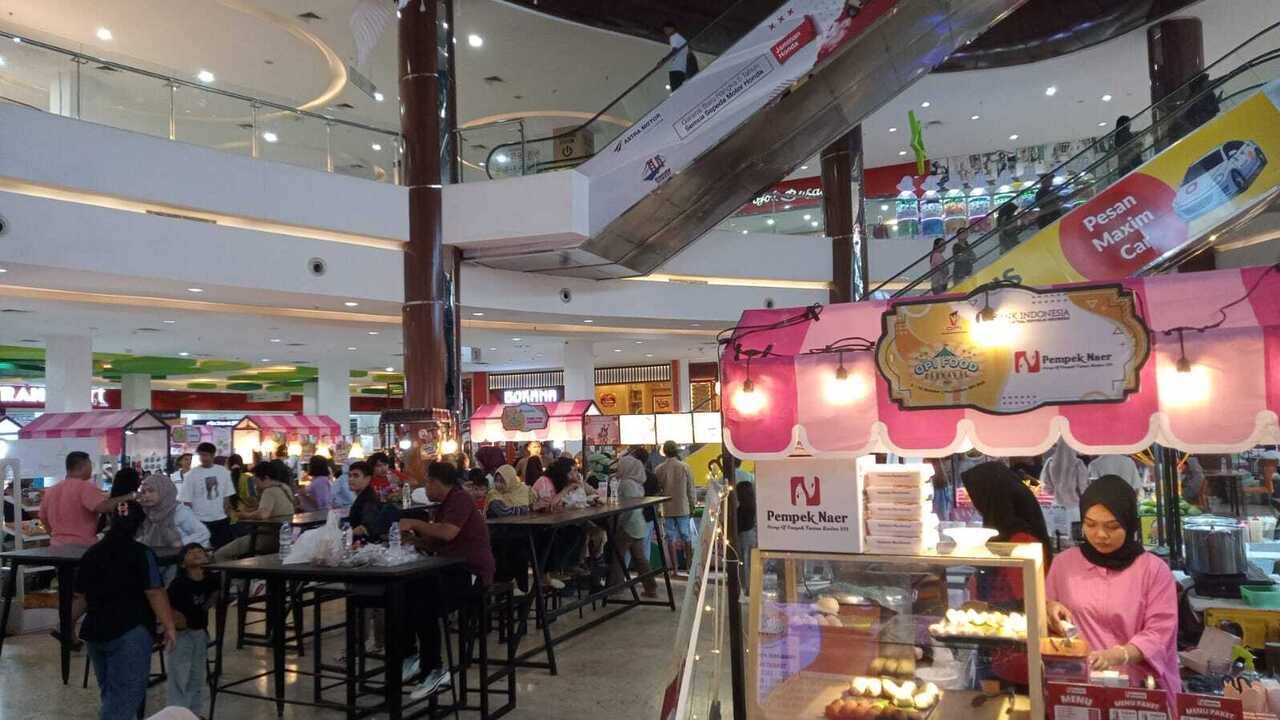 Tak Akan Menyesal Makan Enak di OPI Food Carnaval 2025, Festival Kuliner Rakyat di Palembang