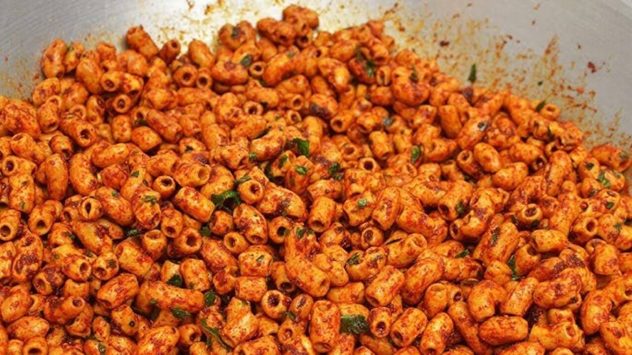 Makaroni Bantat Pedas, Camilan Kekinian yang Bikin Nagih Lidah Milenial