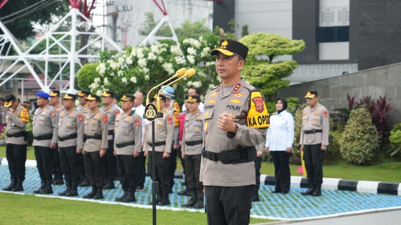 Kapolda Sumsel Pimpin Apel Perdana dan Halal Bihalal, Tegaskan Siaga hingga Akhir Operasi Ketupat