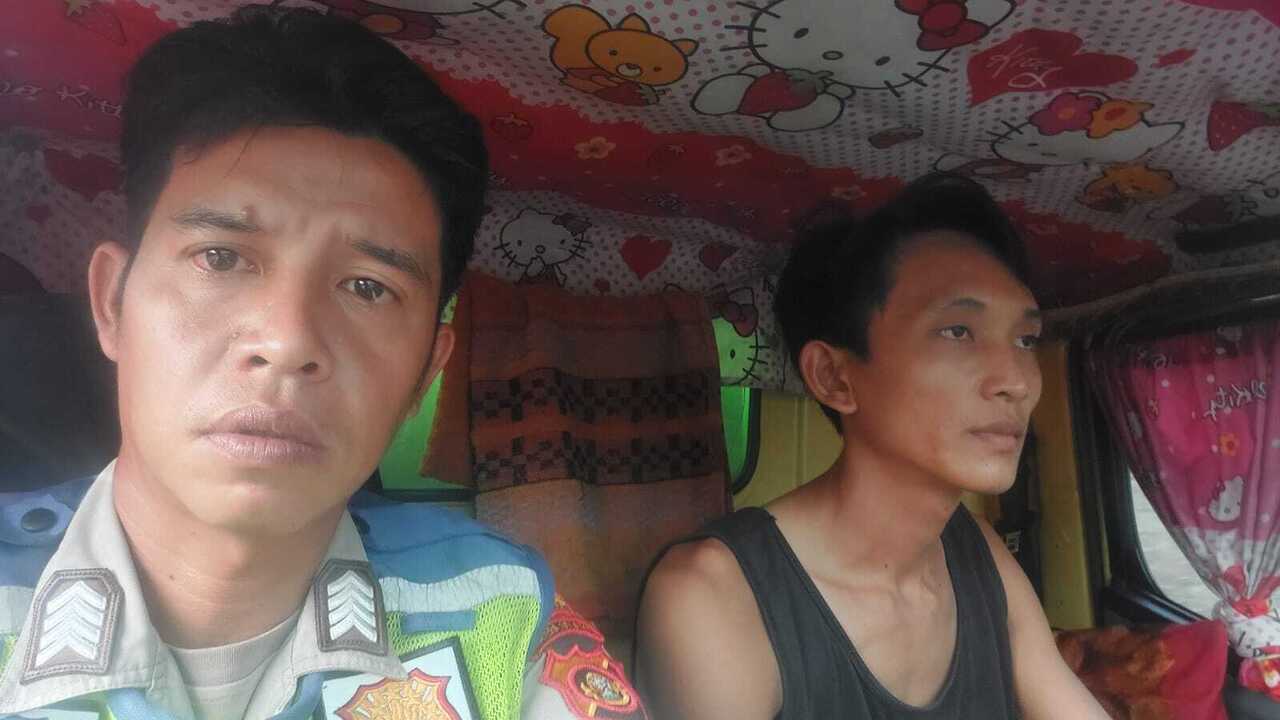 Naik Ojek, Bripka Arie Sukses Tangkap Sopir Penabrak Tiang Listrik di Baturaja