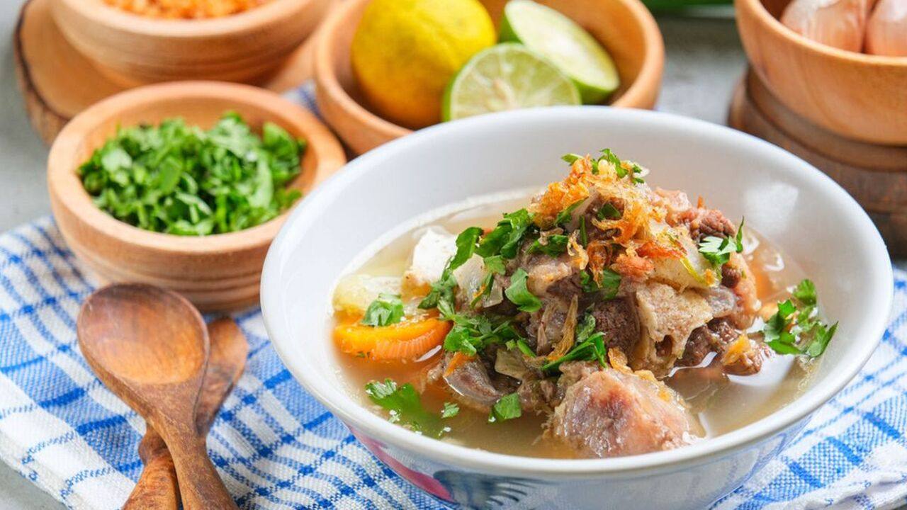 Sop Buntut : Kuliner Tradisional Indonesia yang Tak Pernah Kehilangan Penggemar