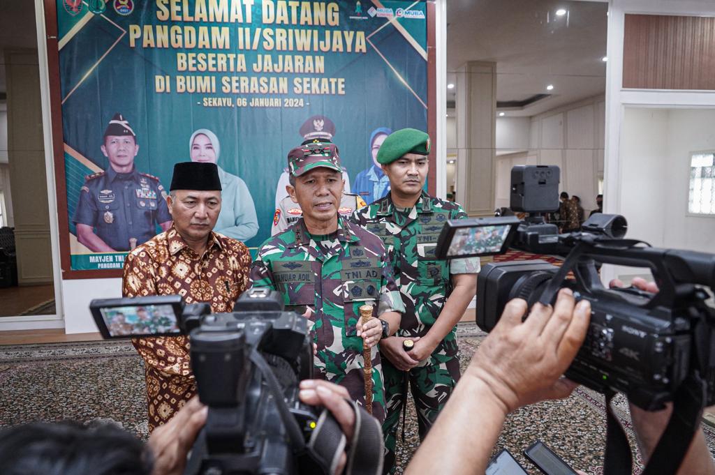 Kunjungi Muba, Pangdam II / Sriwijaya Mayjen TNI Yanuar Adil Tekankan TNI Jaga Netralitas