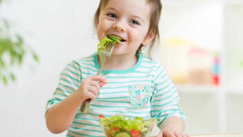 Mendukung Tumbuh Kembang Anak! Ini 16 Manfaat Sayur Bayam Bagi Anak-Anak, Yuk Cek Faktanya