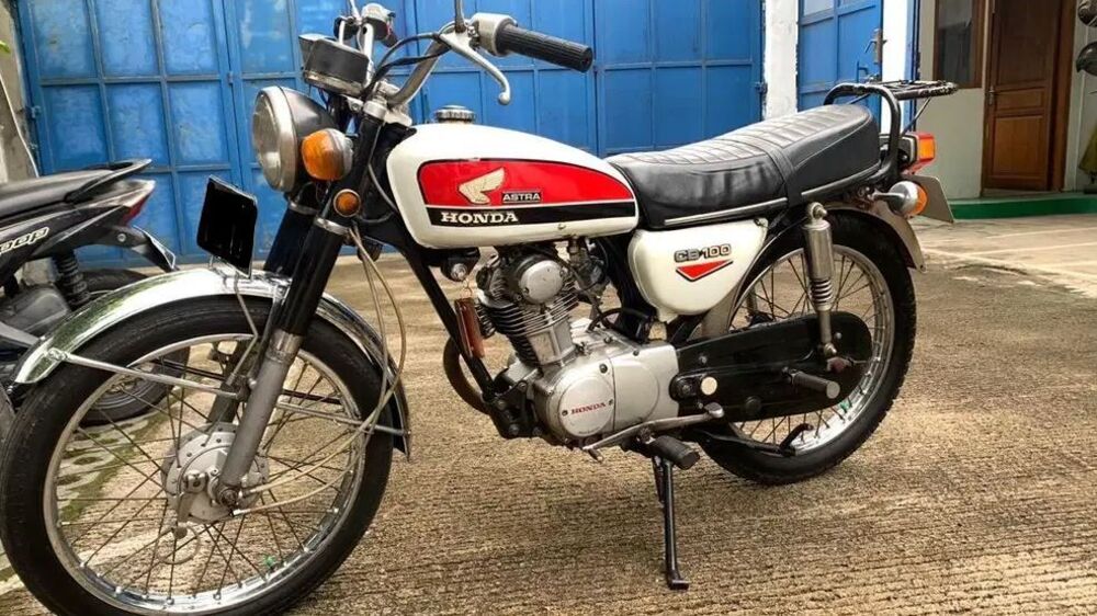 Honda CB100 Tahun 1970: Klasik yang Tak Pernah Pudar