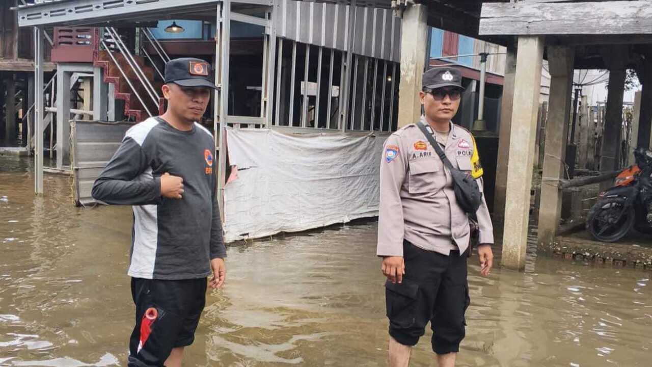Debit Sungai Batanghari dan Sungai Musi Naik, Ini Imbauan Polisi dan BPBD