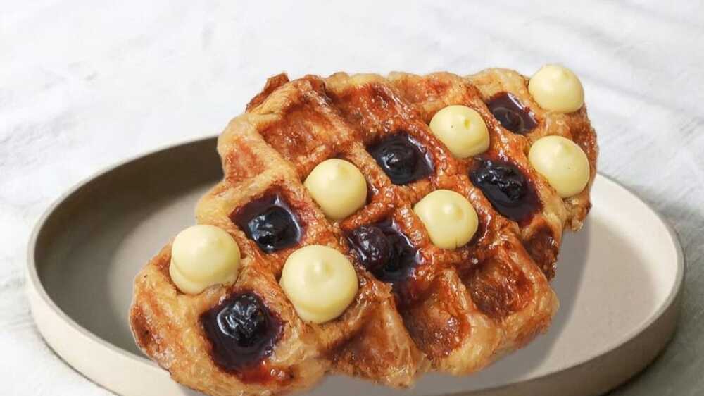 Croffle Blueberry, Kombinasi Sensasi Baru Antara Croissant dan Waffle