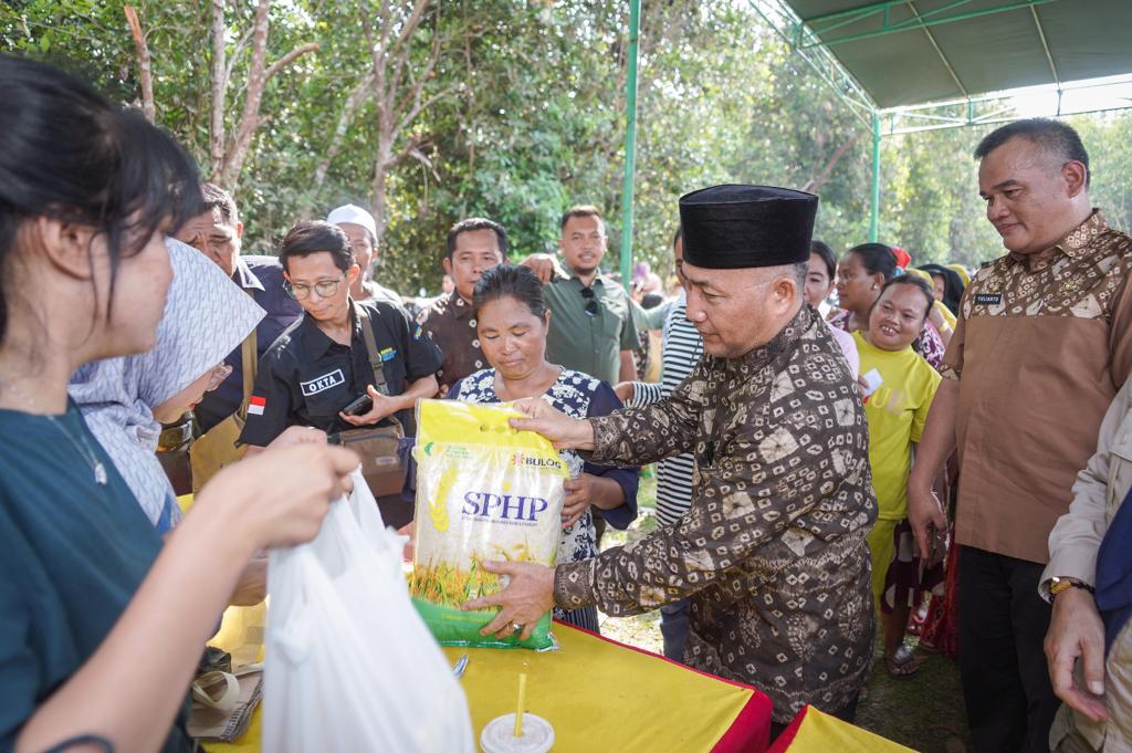 Pj Bupati Apriyadi Besama Kades Sekecamatan BHL, Ini yang dilakukan 