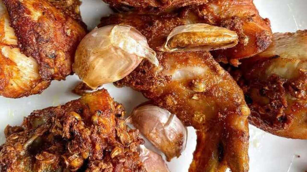 Ayam Goreng Bawang Putih: Cita Rasa Menggugah Selera yang Sederhana dan Lezat