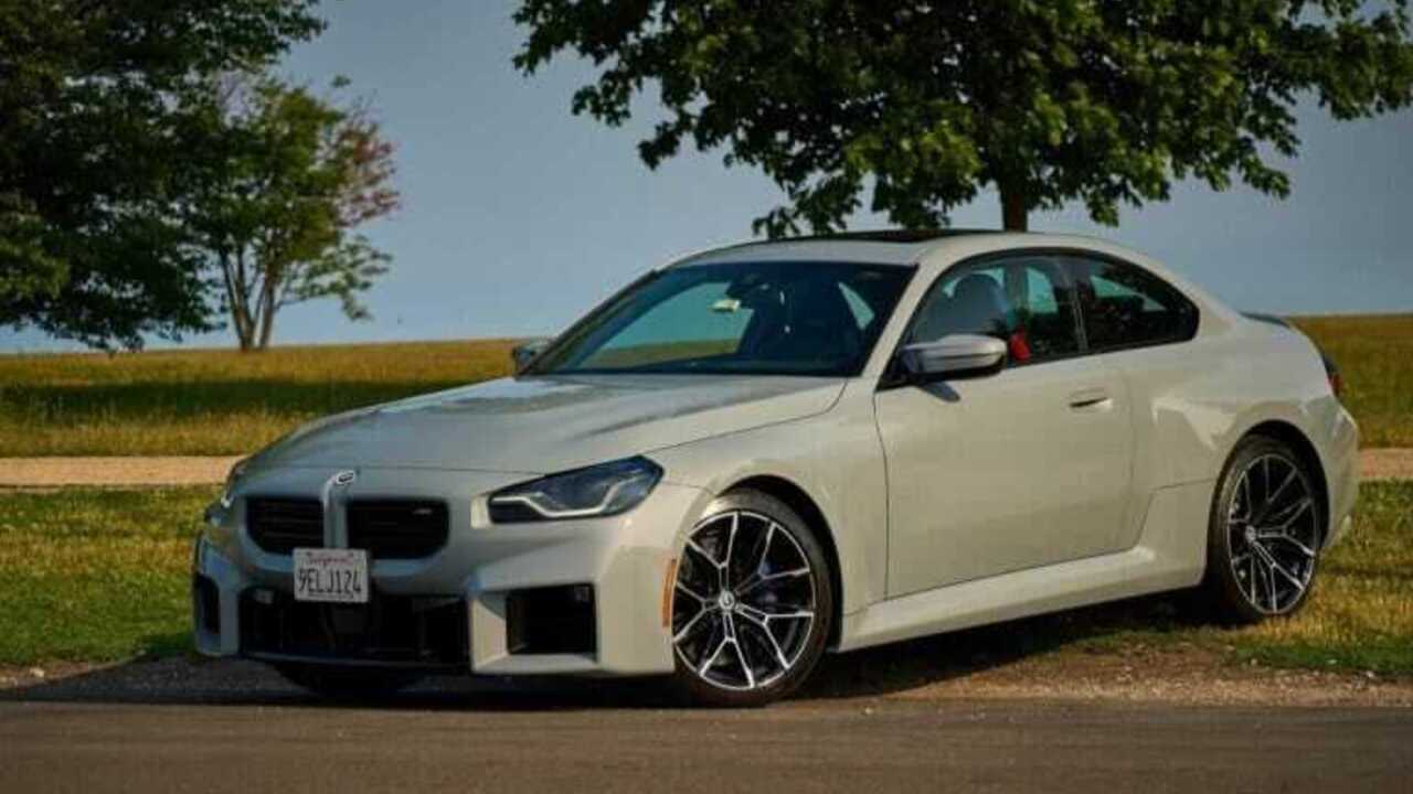 BMW M2 LCI Resmi di Indonesia, Coupe 480 HP Makin Ganas dan Brutal!