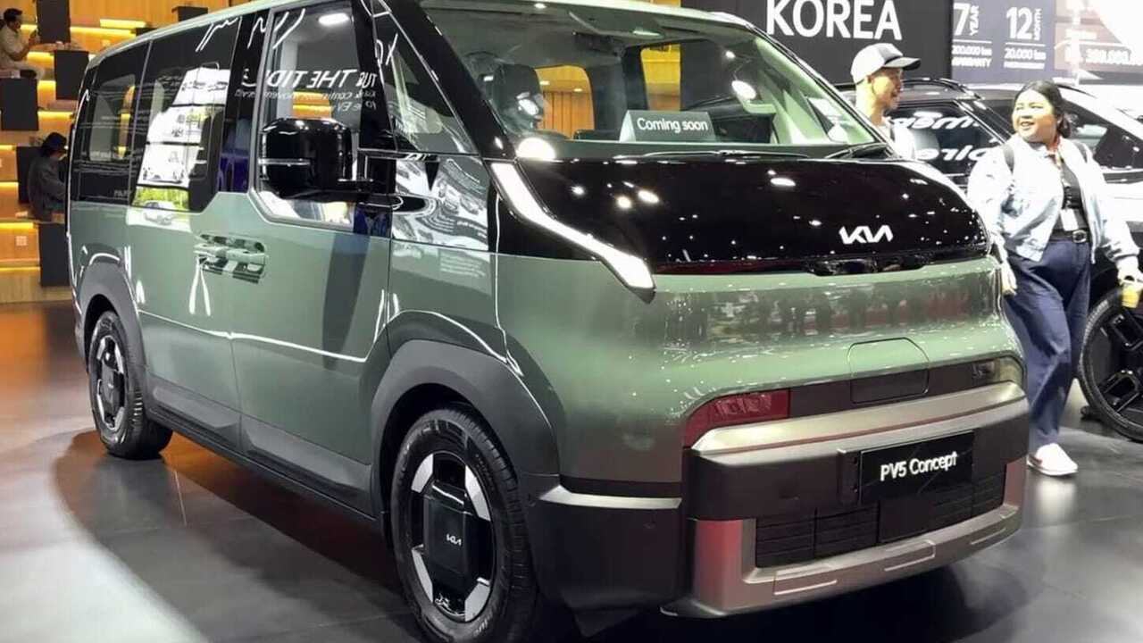 Kia PV5 Resmi Jadi Ancaman Baru Volkswagen ID. Buzz, Van Listrik Modular Ini Bikin Heboh!