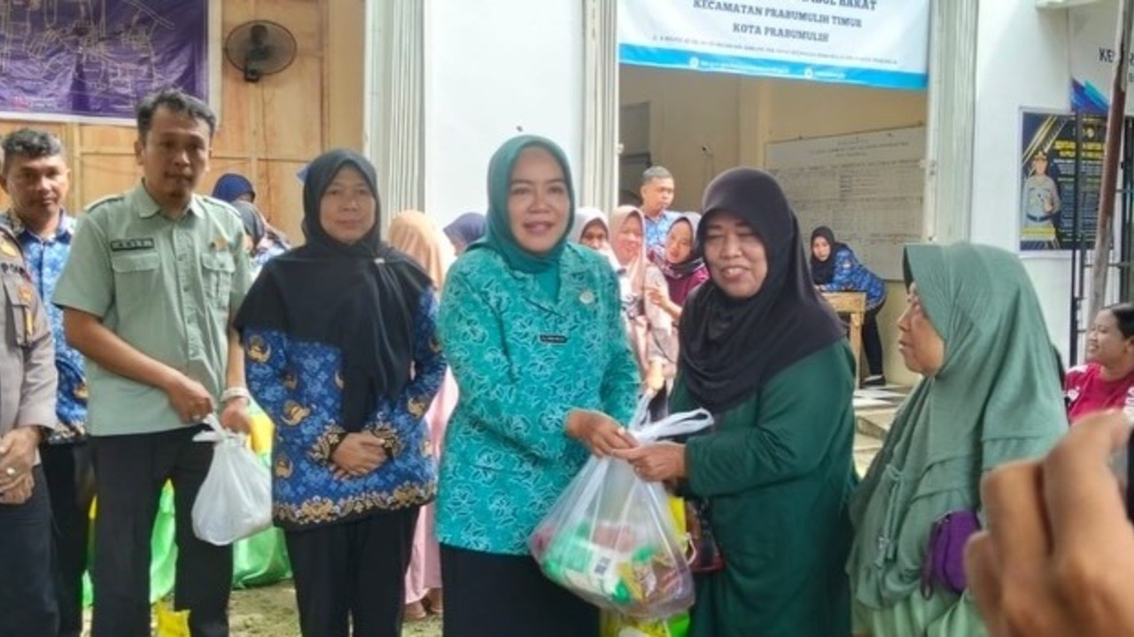 Pasar Murah Pemkot Prabumulih Diserbu Warga, Bantu Ringankan Beban Ekonomi dan Stabilkan Harga Pangan