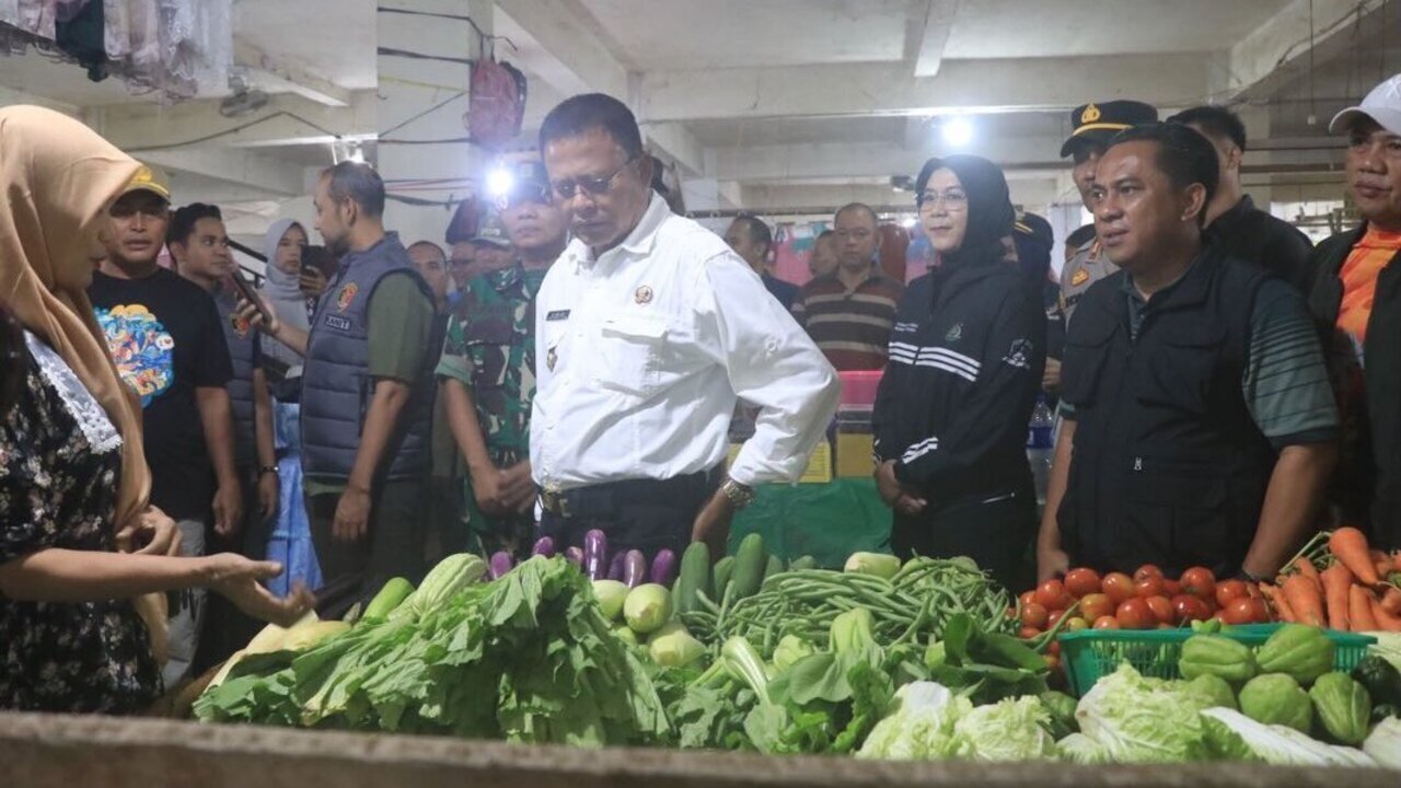 Sepekan Jelang Ramadhan 1447 H, Wali Kota Prabumulih Pimpin Sidak Stok dan Harga Pangan di PTM