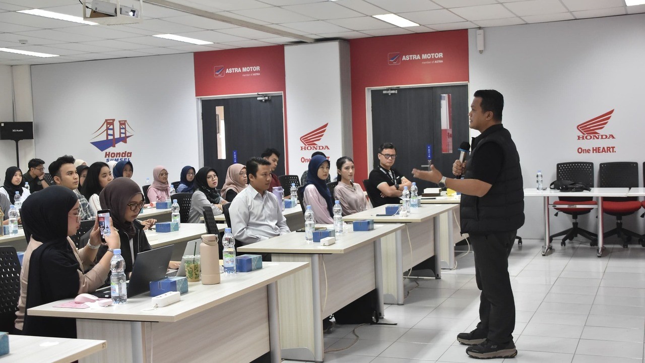 Astra Motor Sumsel Bekali 154 Alumni & Mahasiswa Unsri Lewat Marketing Bootcamp
