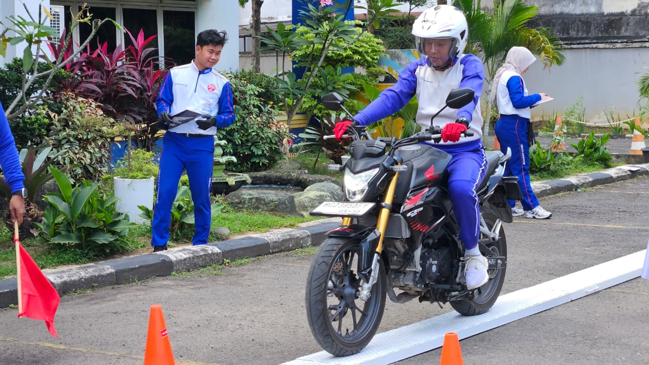 Sebelum Bepergian, Pastikan Kondisi Rem Motor Honda dalam Keadaan Baik