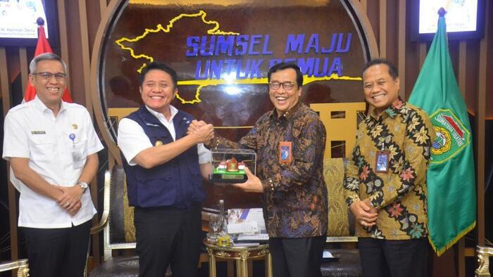 Terima Audiensi Pimpinan PT Pupuk Indonesia (Persero), Herman Deru Sampaikan Keluhan Para Petani