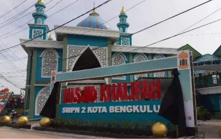 Wisata Religi Terbaru, Menemukan Makna dalam Keindahan Masjid Khalifah Bengkulu