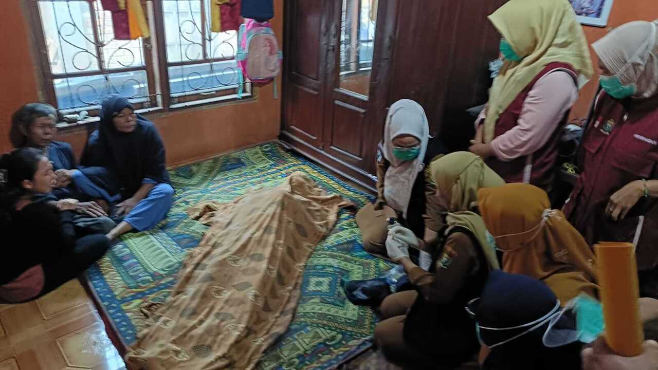 Pemancing Temukan Mayat Mengapung di Sungai Akar