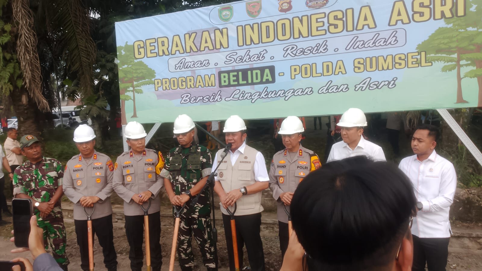 Kapolda dan Gubernur Kunjungi Ogan Ilir, Tambal Jalinsum dan Gaungkan Program BELIDA