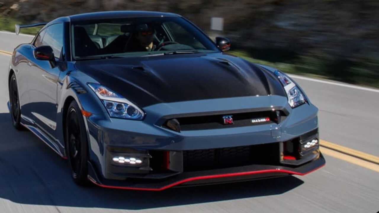 Unit Terakhir Nissan GT-R R35 Midnight Purple Jadi Koleksi Sejarah