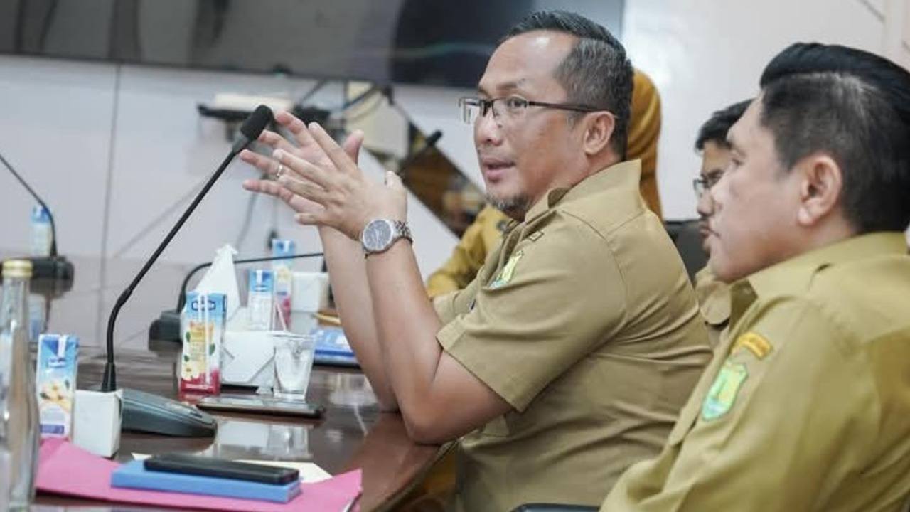 Kadinkes Segera Turunkan Tim,  Lakukan Investigasi ke Puskesmas Mekar jaya 