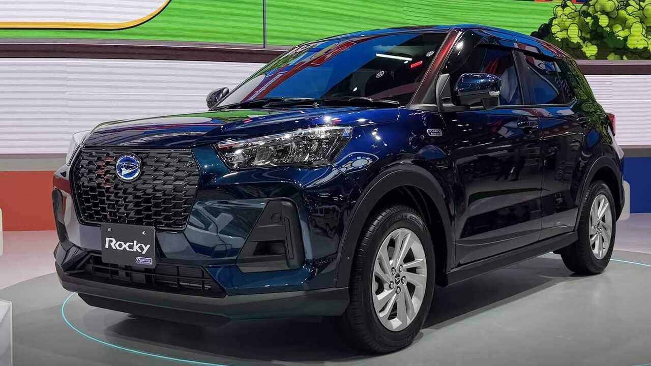 Konsumsi BBM Tembus 34,8 km/l, Rocky e:Smart Hybrid Siap Jadi Idola Baru