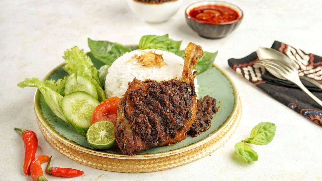 Nasi Itik Gambut, Kuliner Legendaris Kalimantan Selatan yang Terus Menggoda Selera