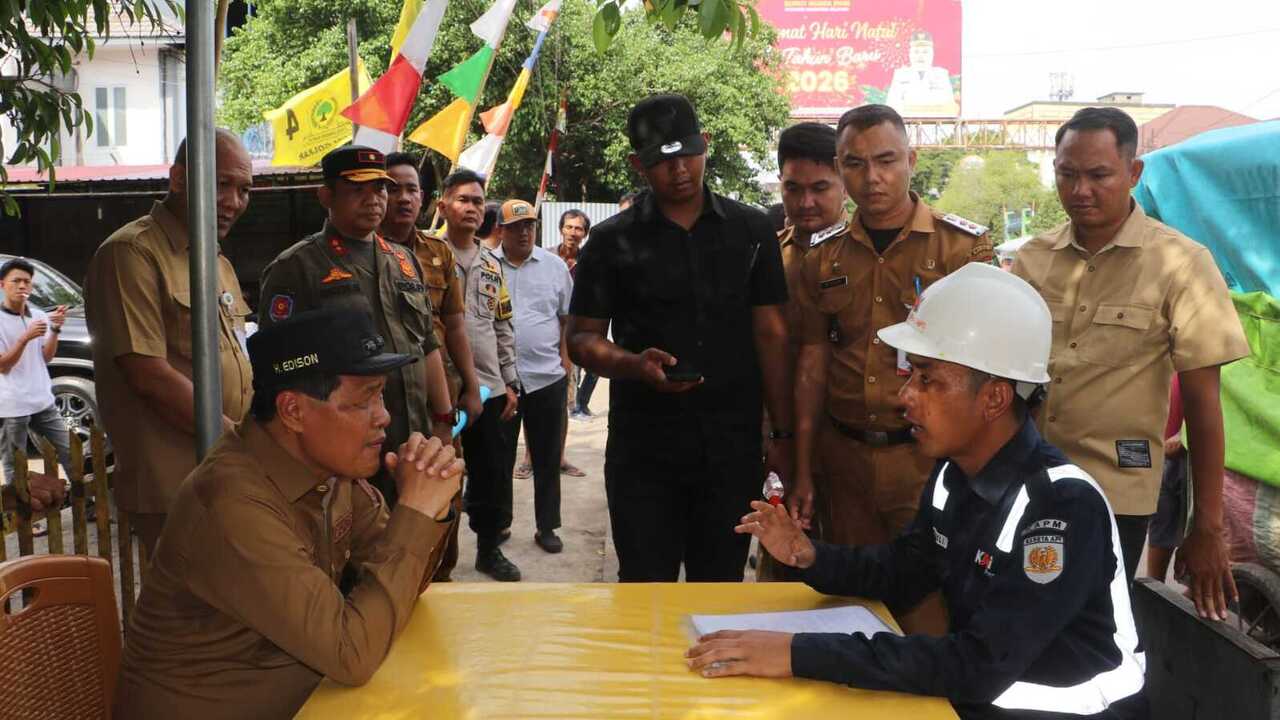 Bupati Minta KAI Cari Solusi Atasi Banjir