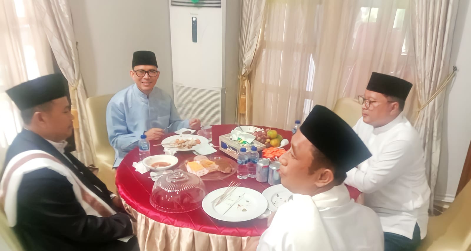 Bupati OKU Gelar Open House Idul Fitri Libatkan UMKM