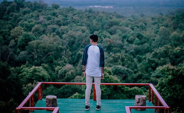 Gunong Peramun: Wisata Alam Bebas yang Kaya akan Keajaiban Geologi, dan Kearifan Lokal di Tanah Belitung