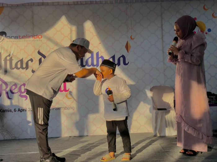 Berbagi Iftar dan Santuni Anak Yatim, Moratelindo Raih Keberkahan di Bulan Ramadhan