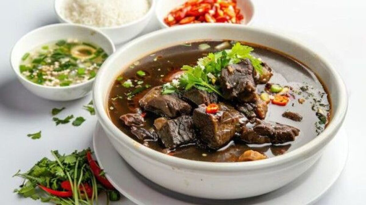 Rawon, Kuliner Legendaris Jawa Timur yang Tetap Digemari Lintas Generasi