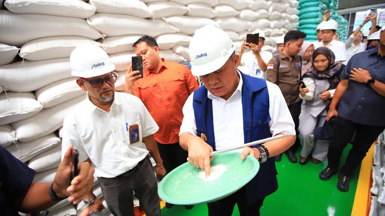 Herman Deru: Stok Beras Sumsel Cukup Hingga 10 Bulan ke Depan.