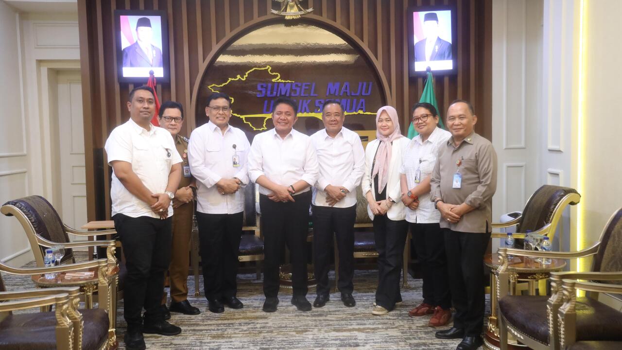 KSP Tinjau Fasilitas Kesehatan di Sumsel, Herman Deru Siap Percepat Revitalisasi RS Tipe D