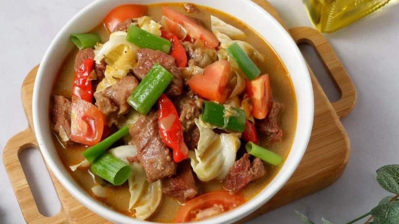 Tongseng : Lezatnya Cita Rasa Tradisional yang Tak Pernah Lekang oleh Waktu