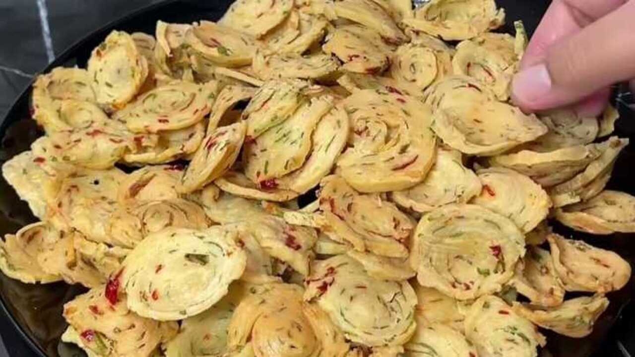 Cara Buat Keripik Bawang Gurih Renyah yang Simpel 