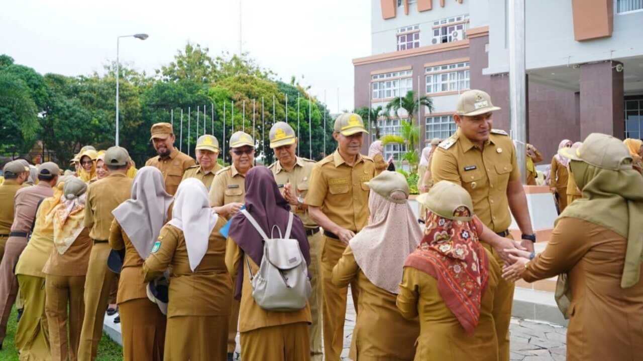 Apel Perdana Usai Lebaran, Wawako Prabumulih Tekankan Disiplin, Kinerja dan Inovasi Pegawai