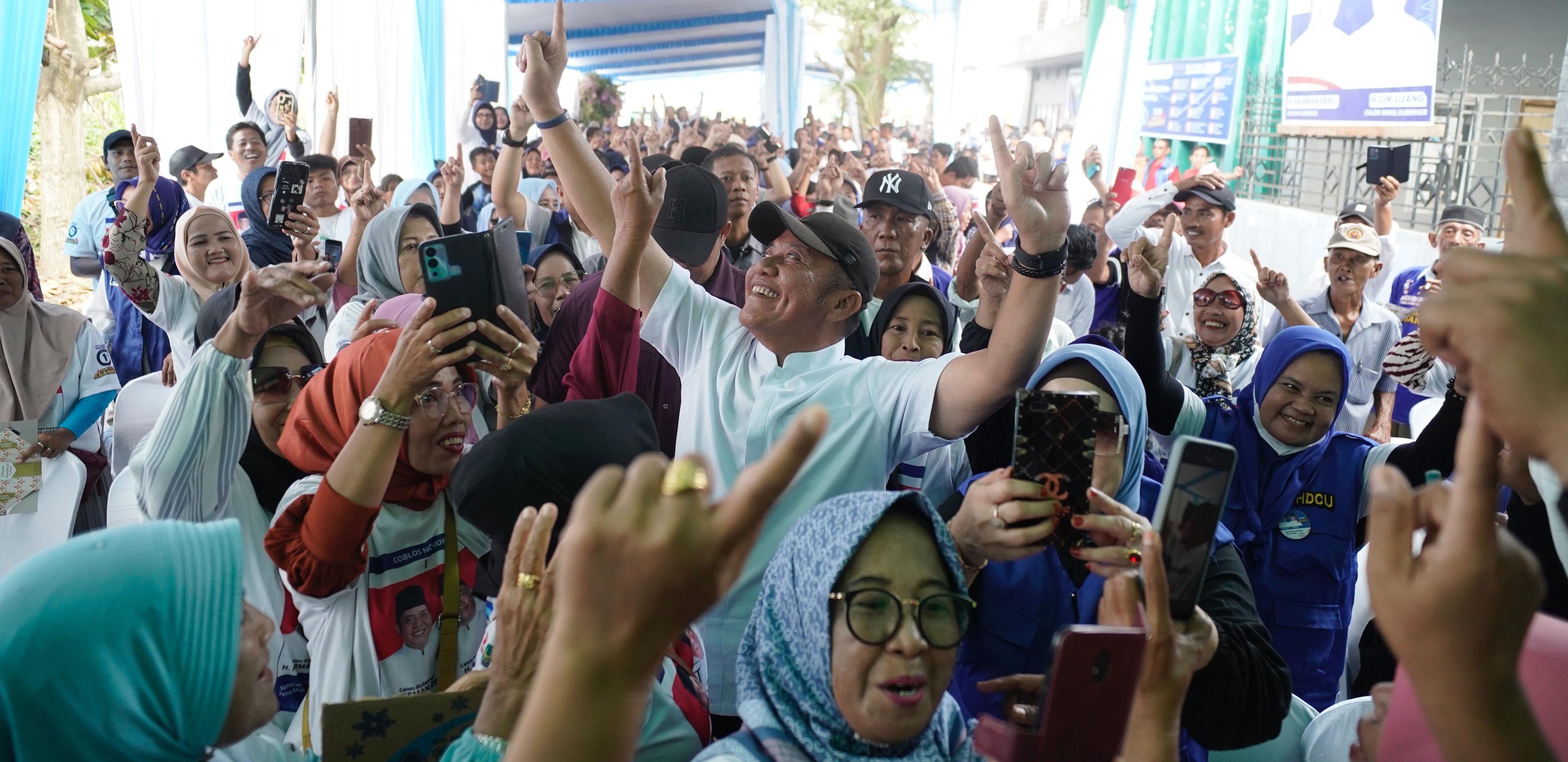 Survei Pilgub Sumsel tertinggi jelang Pilkada: Herman Deru Makin Gencar Diserang Kampanye Hitam 